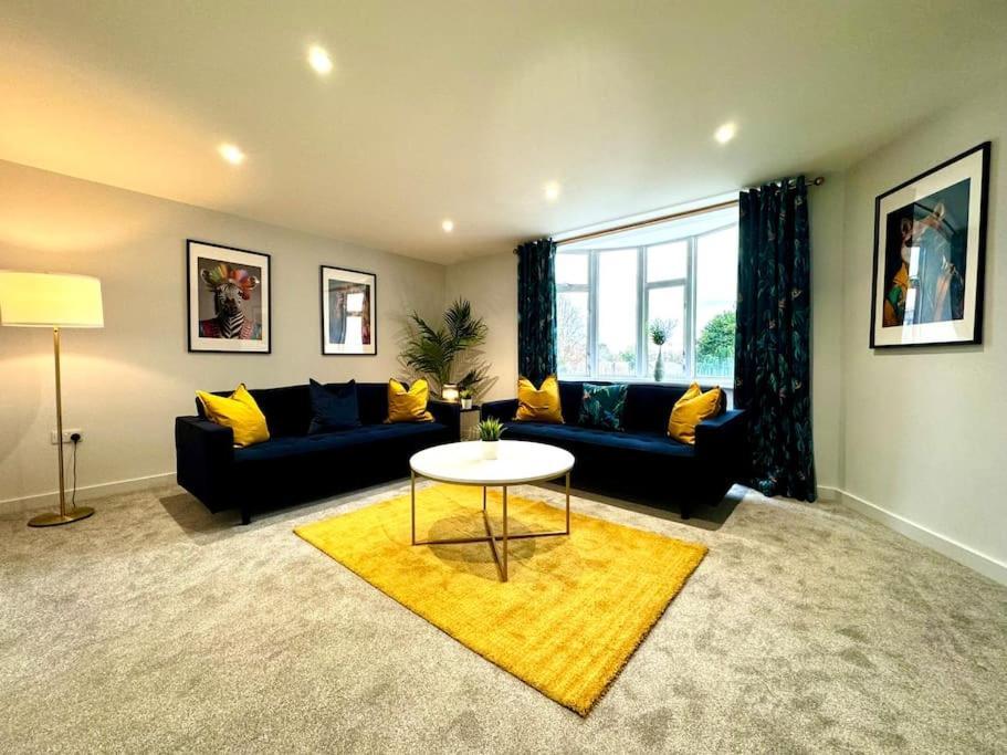 Massive 3 Bedroom - Ground Floor - Near The Beach! Bournemouth Dış mekan fotoğraf